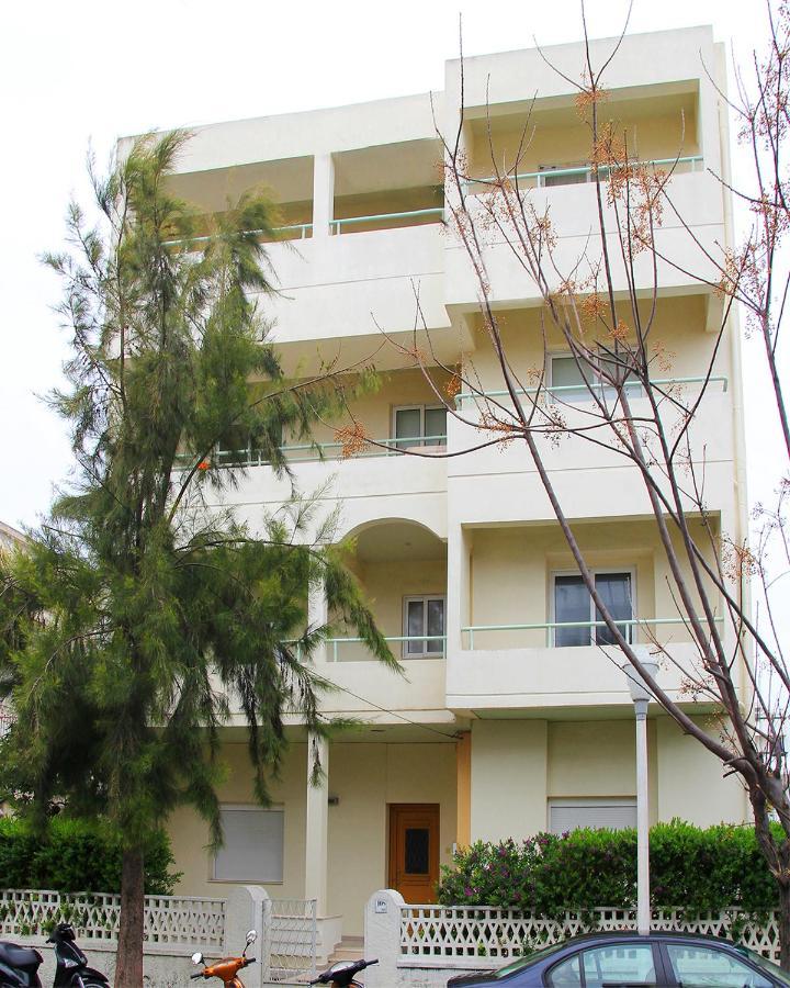 The Sky Yard Eclectic Studios Rhodes City Extérieur photo