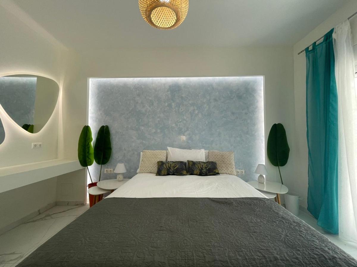 The Sky Yard Eclectic Studios Rhodes City Extérieur photo