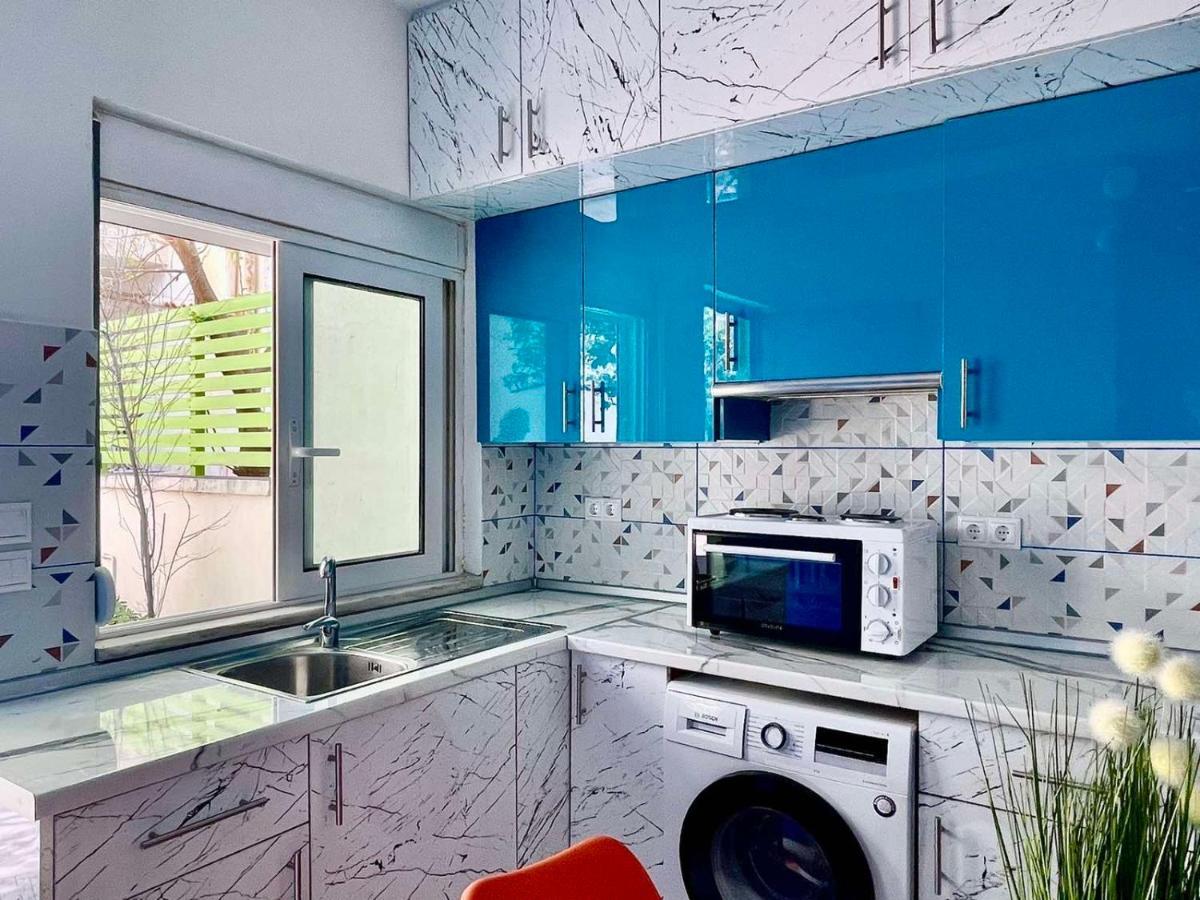 The Sky Yard Eclectic Studios Rhodes City Extérieur photo