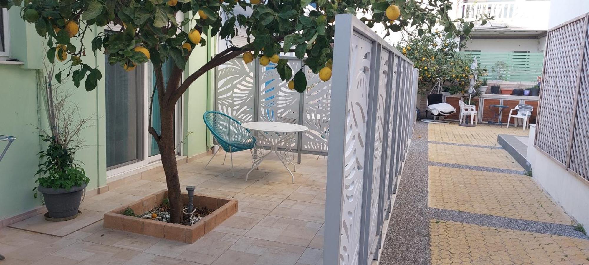 The Sky Yard Eclectic Studios Rhodes City Extérieur photo